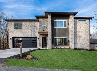 3 Reba Ln, Bella Vista, AR 72715
