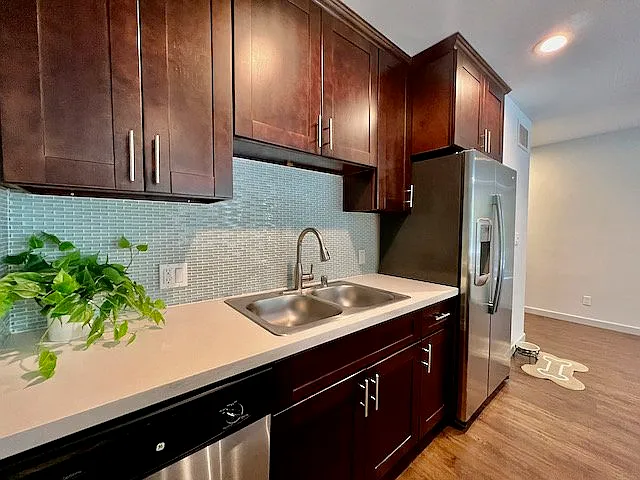 1920 Hillcrest Rd #8A — Photo 17