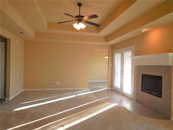 3rd image of 7109 Treaty Oaks Blvd