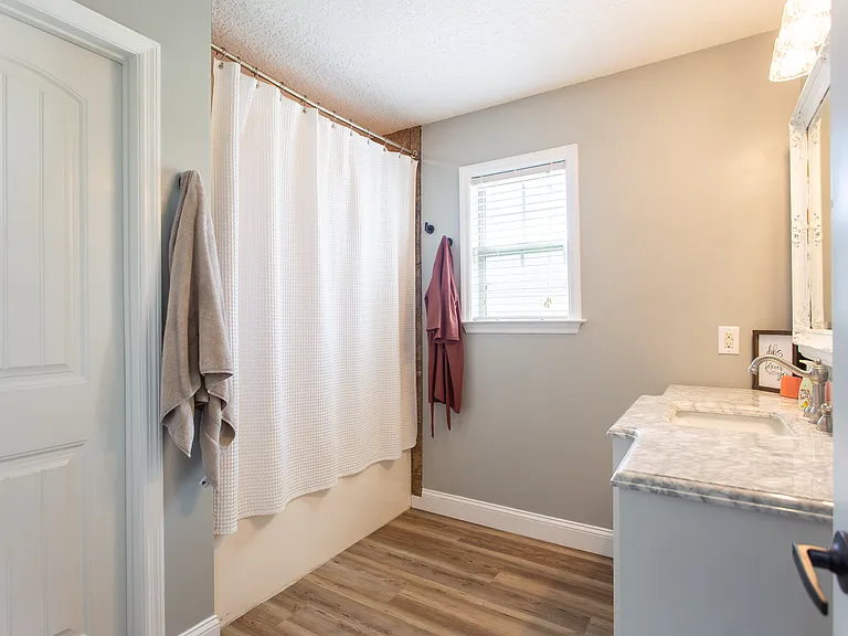 97 Mill Pond Pl — Photo 16