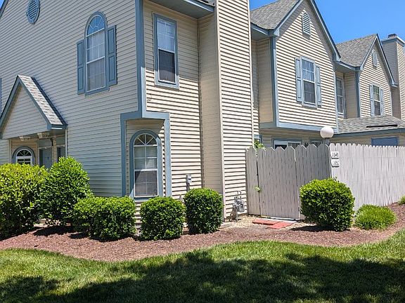 3rd image of 1652 Lucia Ct