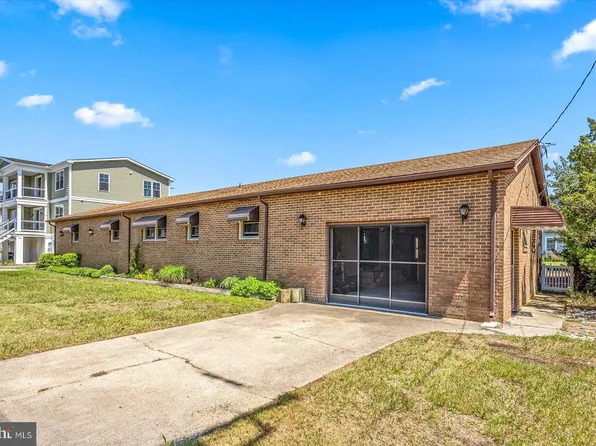 30 Bayside Dr, Fenwick Island, DE 19944