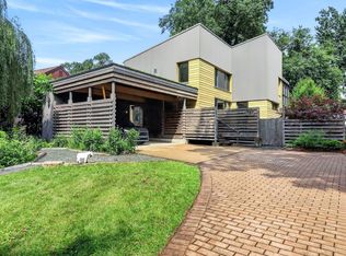 4737 Puffer Rd, Downers Grove, IL 60515
