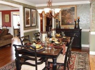 130 Lakeside Cir, Williamsburg, VA 23185