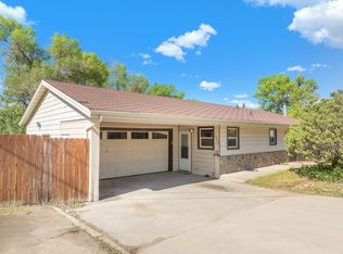 1323 8th Ave SE, Minot, ND 58701
