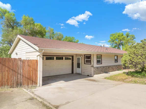 1323 8th Ave SE, Minot, ND 58701