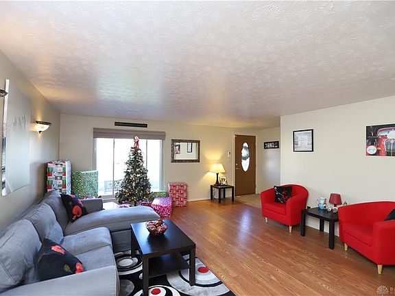 5th image of 2251 Bradley Ct