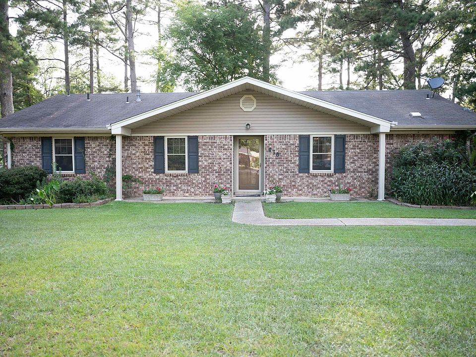 1st image of 630 Elm Ct