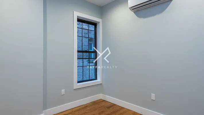 Rented by Yaffa Realty LLC | media 18