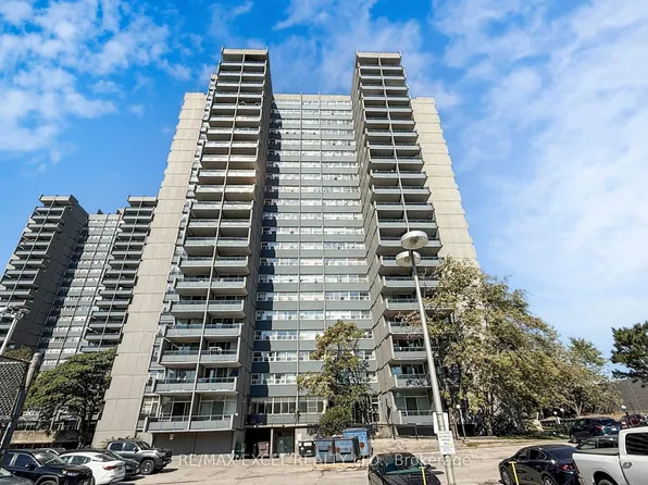 4101 Sheppard Ave E #1708, Toronto, ON M1S 3H3