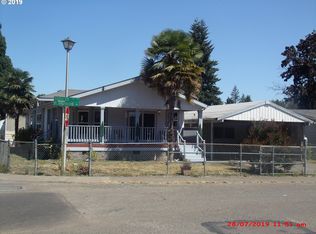 11613 Warbler Ln NE, Aurora, OR 97002