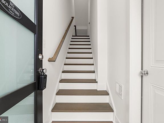 4th image of 320 Alluvium Dr