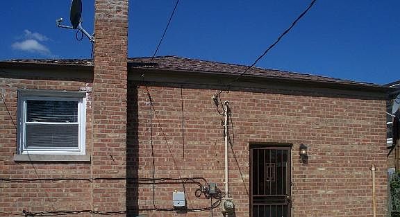 2nd image of 7841 S Christiana Ave
