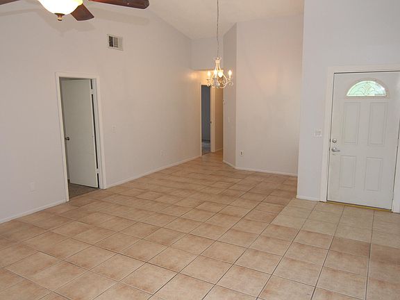 4th image of 3011 Weymouth Ct