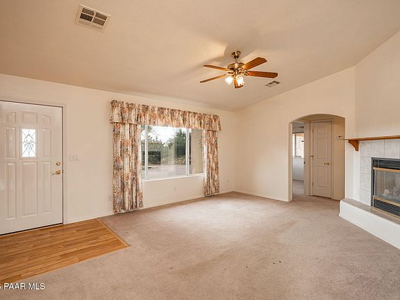 5th image of 2125 S Foothill Dr