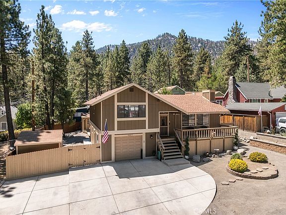 2nd image of 1837 Twin Lakes Dr