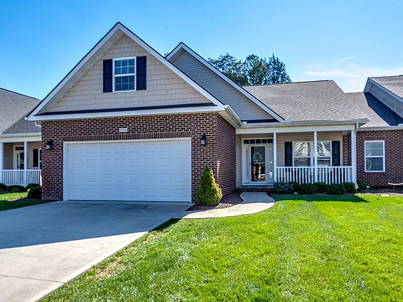 2nd image of 1518 Autumn Path Ln