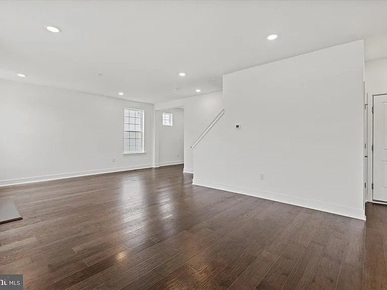 21 William Boyer Dr — Photo 10