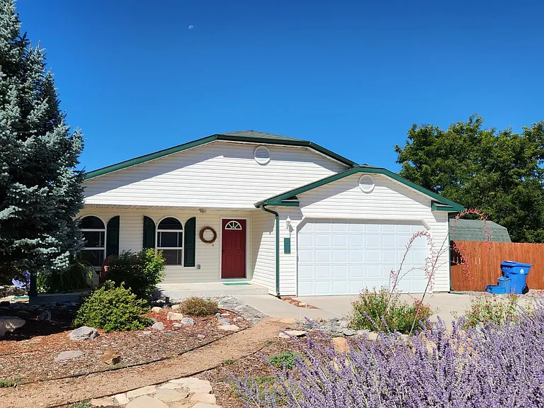 1017 Home Ct — Photo 1