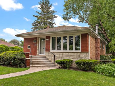 9017 S 50th Ave, Oak Lawn, IL, 60453