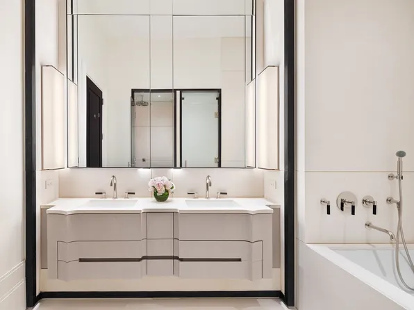 1165 Madison Avenue 3N image 3 of 15