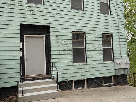 3rd image of 62 College Ave