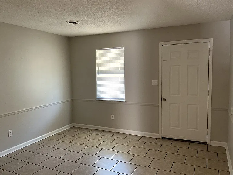 24 Brianfield Cv #R — Photo 4
