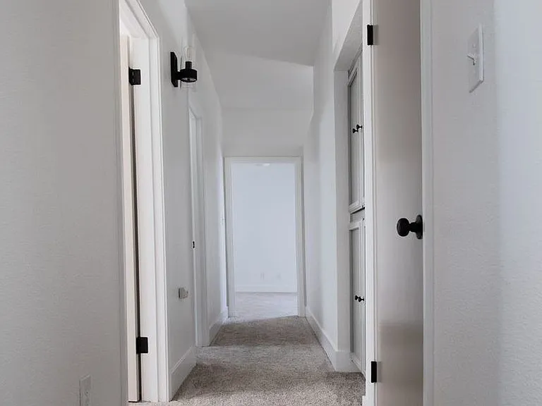 10616 Petalo Dr — Photo 7