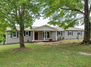 1050 Dawson Rd, White Bluff, TN 37187