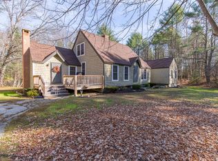 445 Cape Rd, Hollis Center, ME 04042