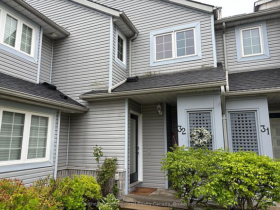 2nd image of 146 Settlers Way #32