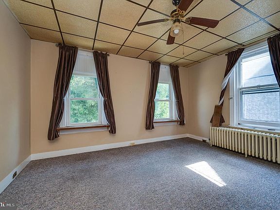 2nd image of 103 Upland Ave APT 2