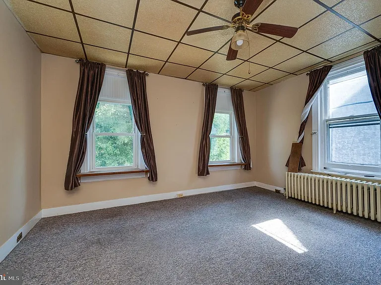 103 Upland Ave #2 — Photo 2