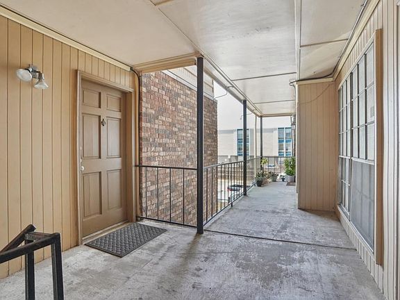 2nd image of 3320 N Arnoult Rd APT 231