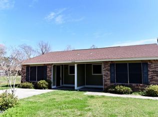 300 Gates Ave #A, Long Beach, MS 39560