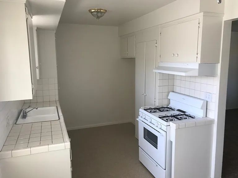 912 S Park Cir #11 — Photo 11