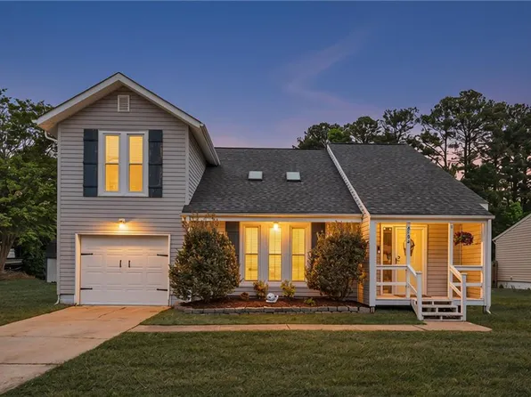 2492 Mirror Lake Dr, Virginia Beach, VA 23453