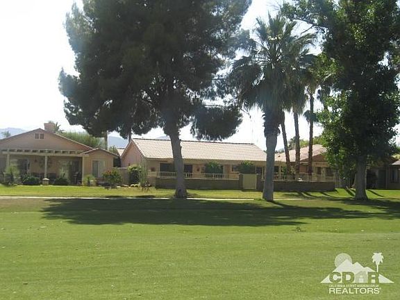 3rd image of 49640 Lincoln Dr
