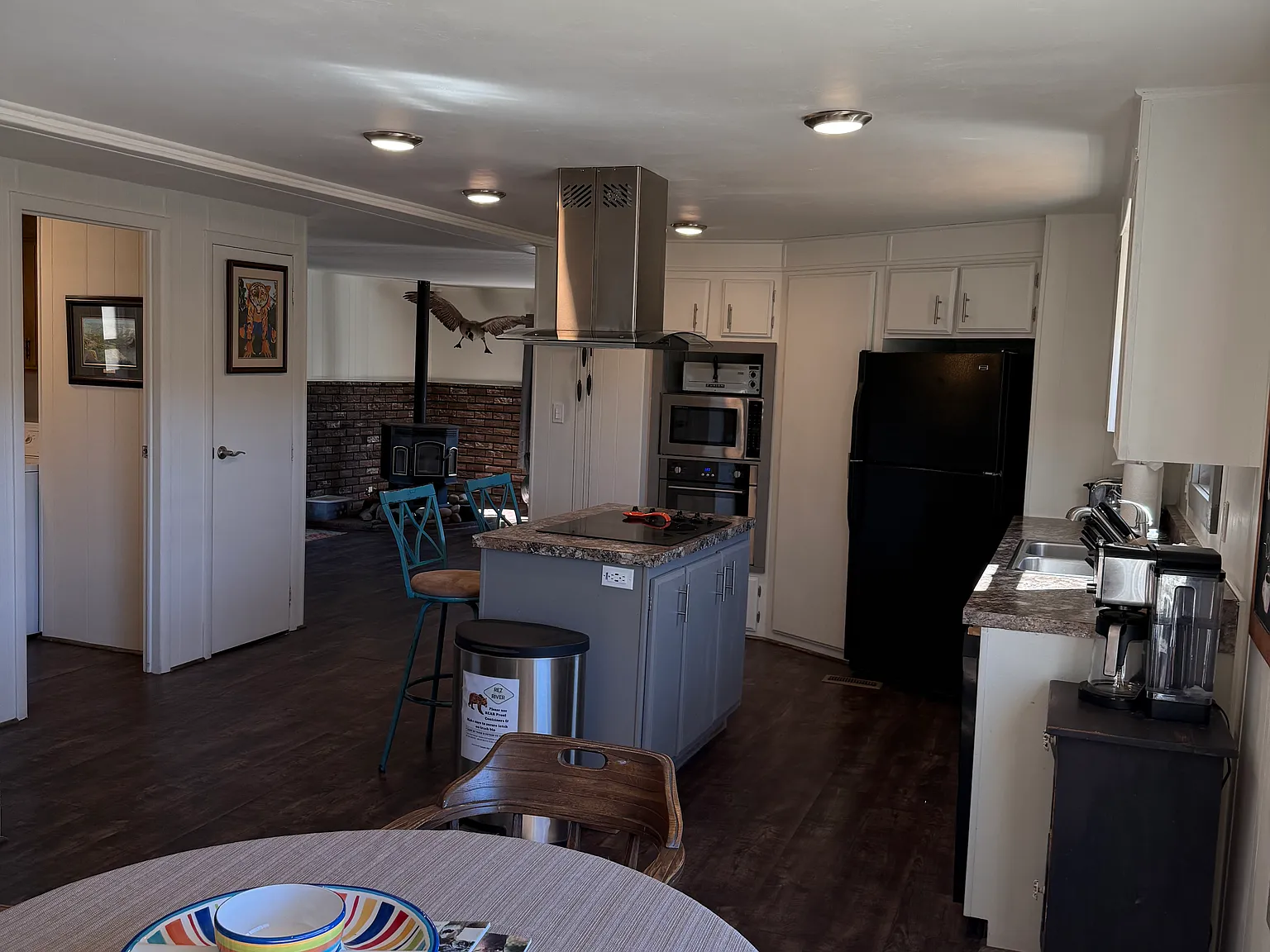 3 bed, 1440 sqft, $3,000 — Photo 4