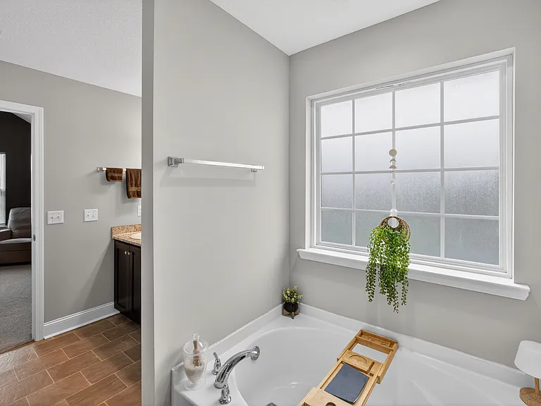 245 Alcott Cir — Photo 33