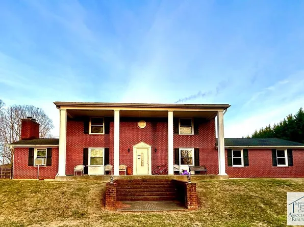 158 Melrose Dr, Bassett, VA 24055