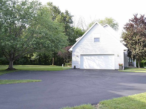 4th image of 5703 S Matt Cody Ct