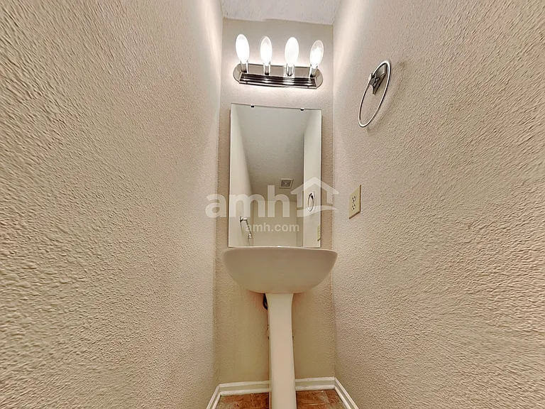 12422 Rose Haven Dr — Photo 11