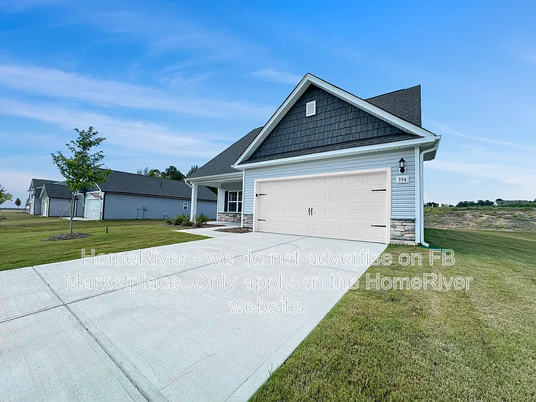 394 Chedworth Dr — Photo 20
