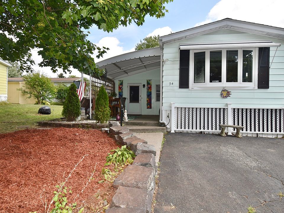 1st image of 24 Lamplighter Ln #24