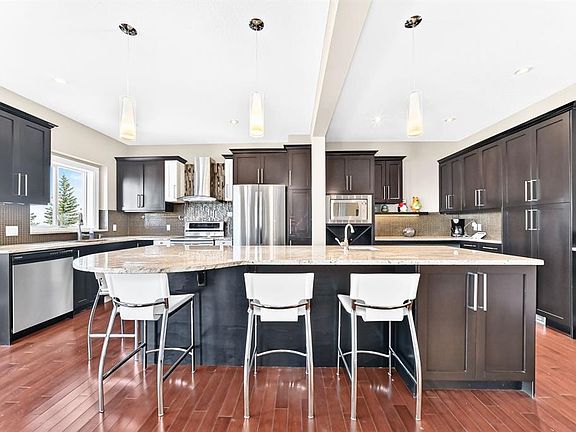 4th image of 255 S Edgebrook Park NW