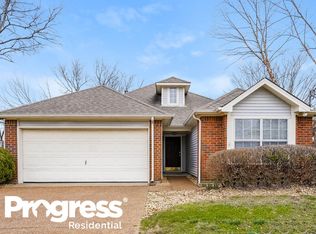 102 Cardinal Ln, Hendersonville, TN 37075