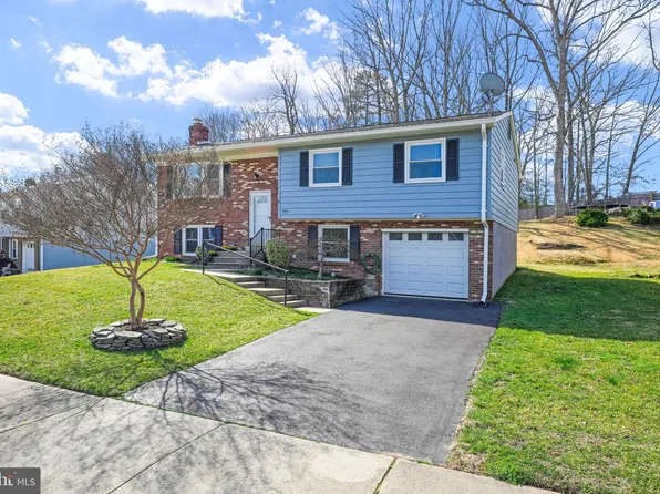 5573 Neddleton Ave, Woodbridge, VA 22193