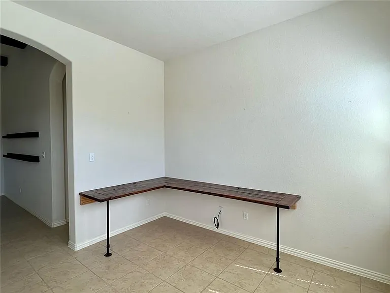 133 Salt Fork Dr — Photo 8