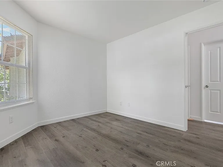 3321 Mountainside Dr — Photo 30